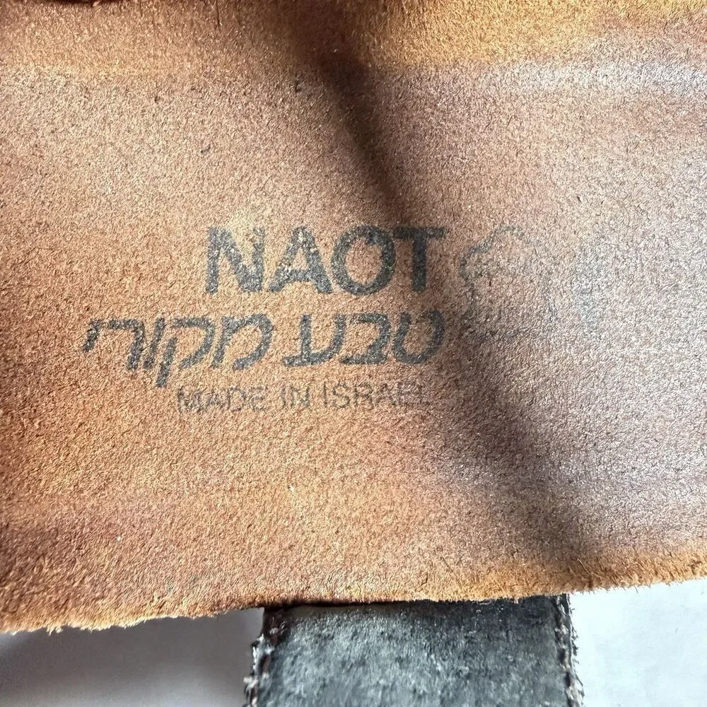 Naot step into